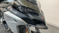 Ducati Multistrada 1200 Enduro Red